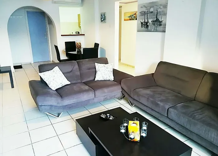 Mike's Basilica パ フォス